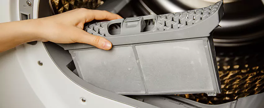 Signs Of A Clogged Dryer Lint Trap in Blacksburg, Virginia